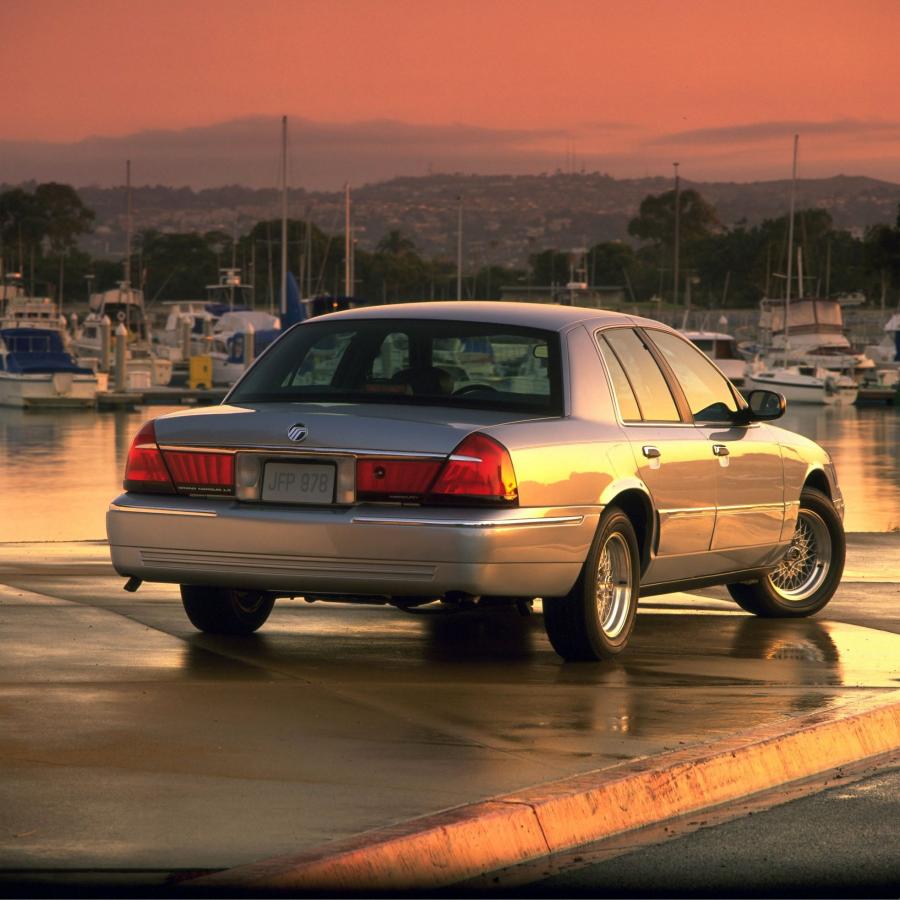 Mercury Grand Marquis 1998 года  (фото 11 из 79)